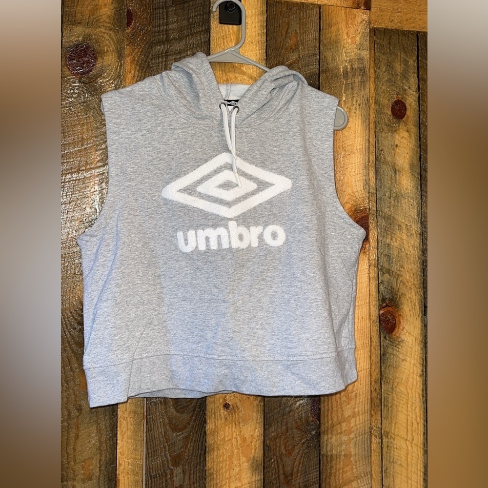 Umbro sleeveless hoodie